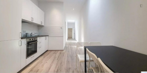 Airy single bedroom in Kreuzberg