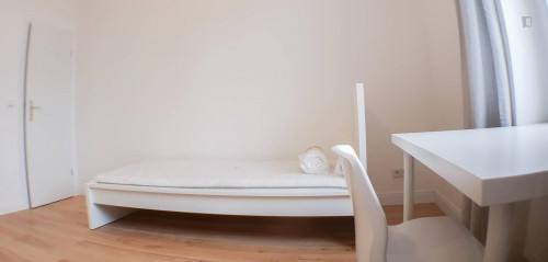 Comfortable single bedroom in Wedding