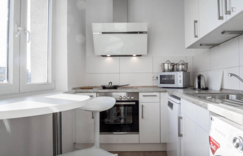 Wonderful and spacious double bedroom in 4-bedroom apartment - Gallery - 4