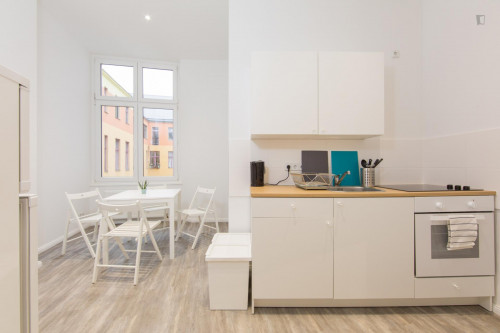 Graceful single bedroom near the Osloer Straße metro