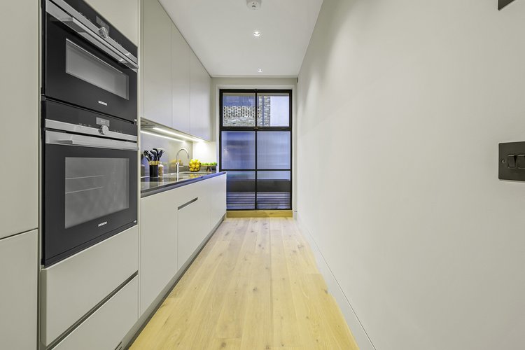  20 King’s Mews #3  -  King’s Mews  - Gallery -  9
