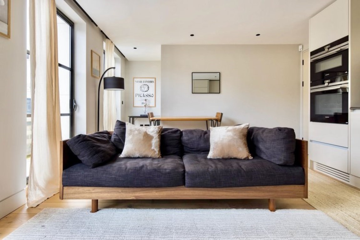  20 King’s Mews #5  -  King’s Mews  - Gallery -  10