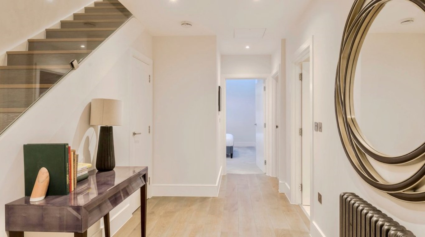  10 King’s Mews #1  -  King’s Mews  - Gallery -  16