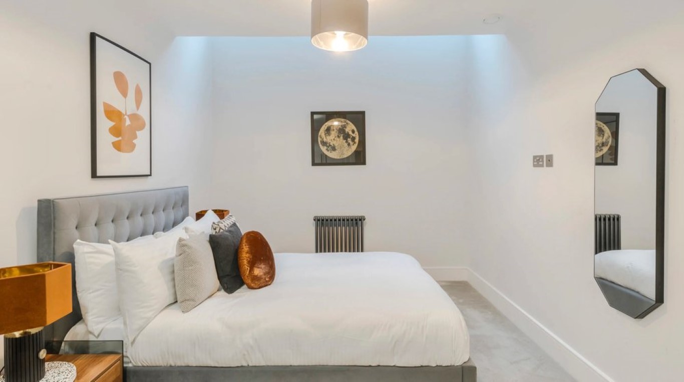  10 King’s Mews #1  -  King’s Mews  - Gallery -  4