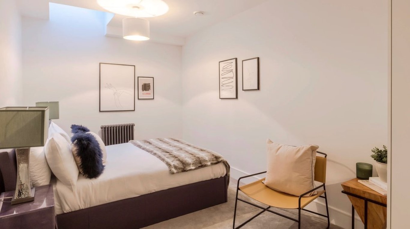  10 King’s Mews #1  -  King’s Mews  - Gallery -  1