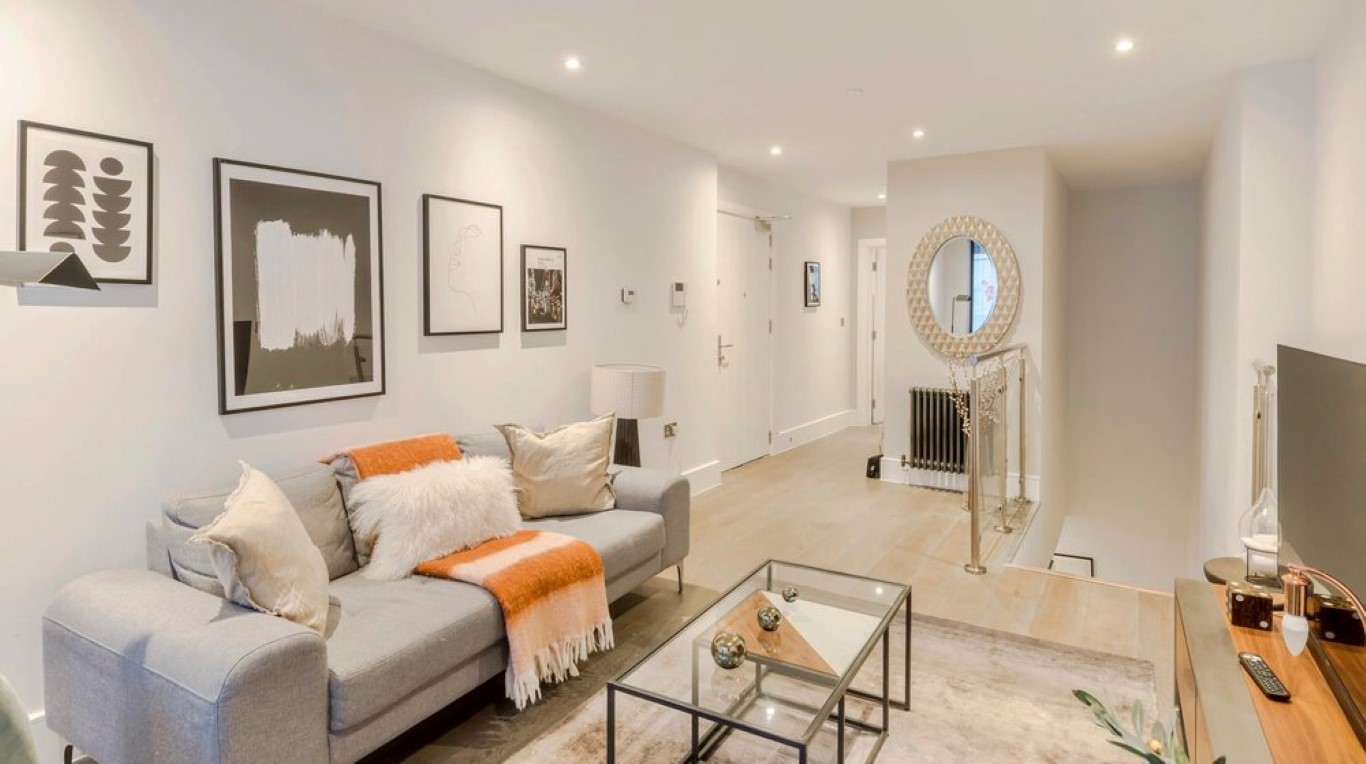  10 King’s Mews #1  -  King’s Mews  - Gallery -  15