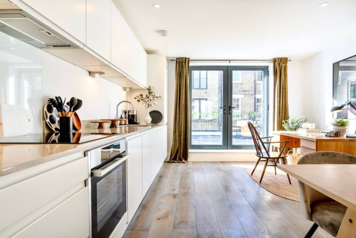  10 King’s Mews #5  -  King’s Mews  - Gallery -  7