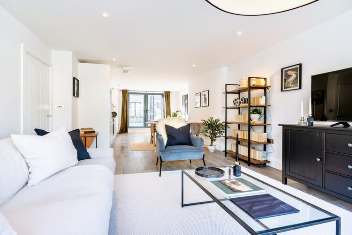  10 King’s Mews #5  -  King’s Mews  - Gallery -  11
