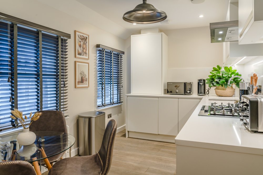  Wardour St #2 Studio Apartment  -  Chinatown Soho Apartments (Wardour Street)  - Gallery -  10