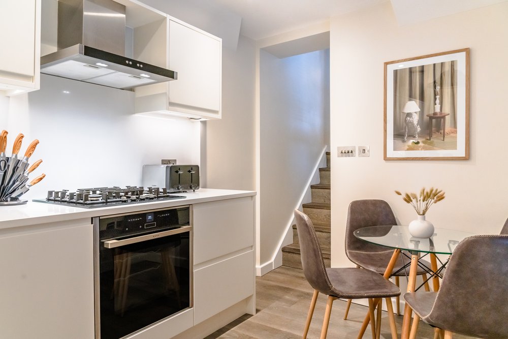  Wardour St #2 Studio Apartment  -  Chinatown Soho Apartments (Wardour Street)  - Gallery -  11