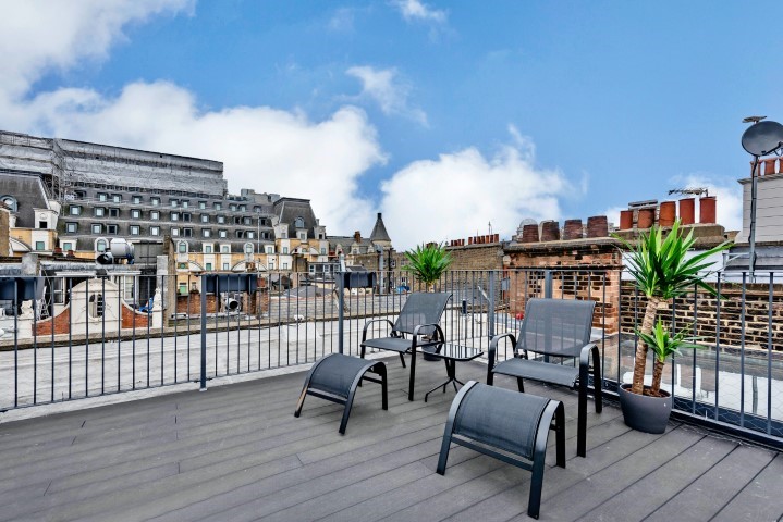  Wardour St #3 2 Bed Penthouse  -  Chinatown Soho Apartments (Wardour Street)  - Gallery -  13