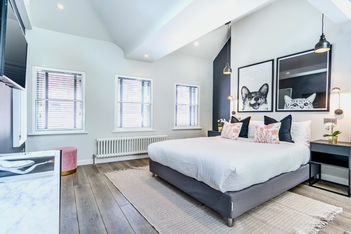  Wardour St #3 2 Bed Penthouse  -  Chinatown Soho Apartments (Wardour Street)  - Gallery -  2