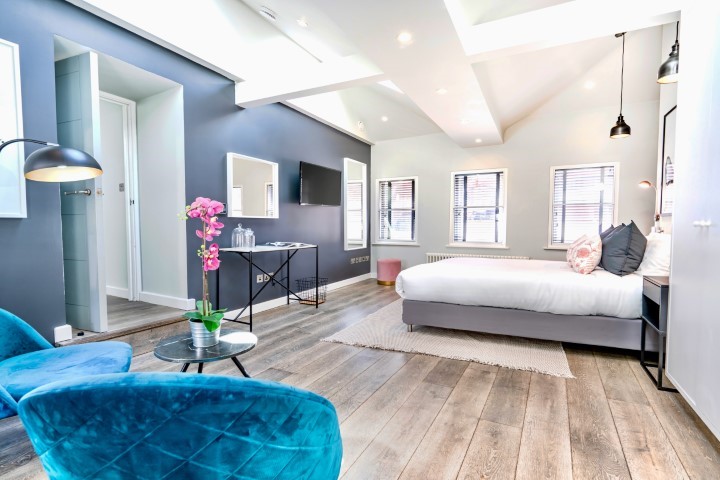  Wardour St #3 2 Bed Penthouse  -  Chinatown Soho Apartments (Wardour Street)  - Gallery -  7