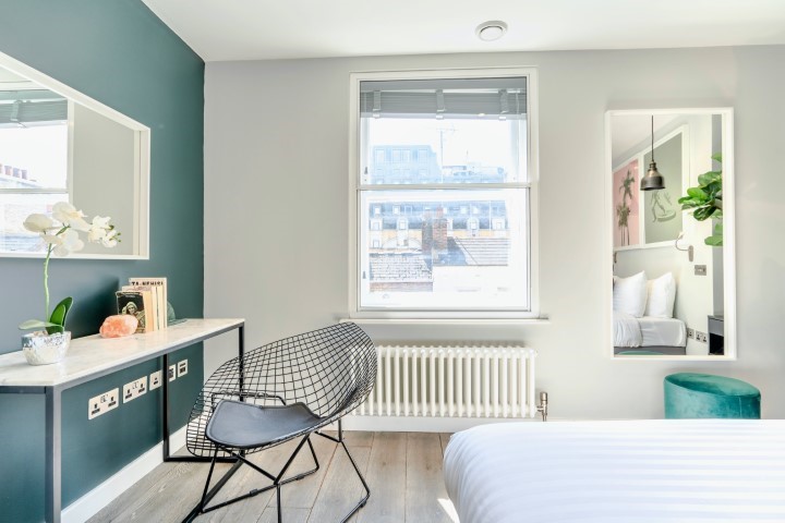  Wardour St #3 2 Bed Penthouse  -  Chinatown Soho Apartments (Wardour Street)  - Gallery -  9