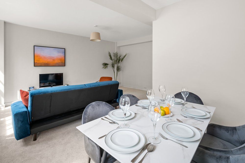 3 Bed, 2 Bath - 9