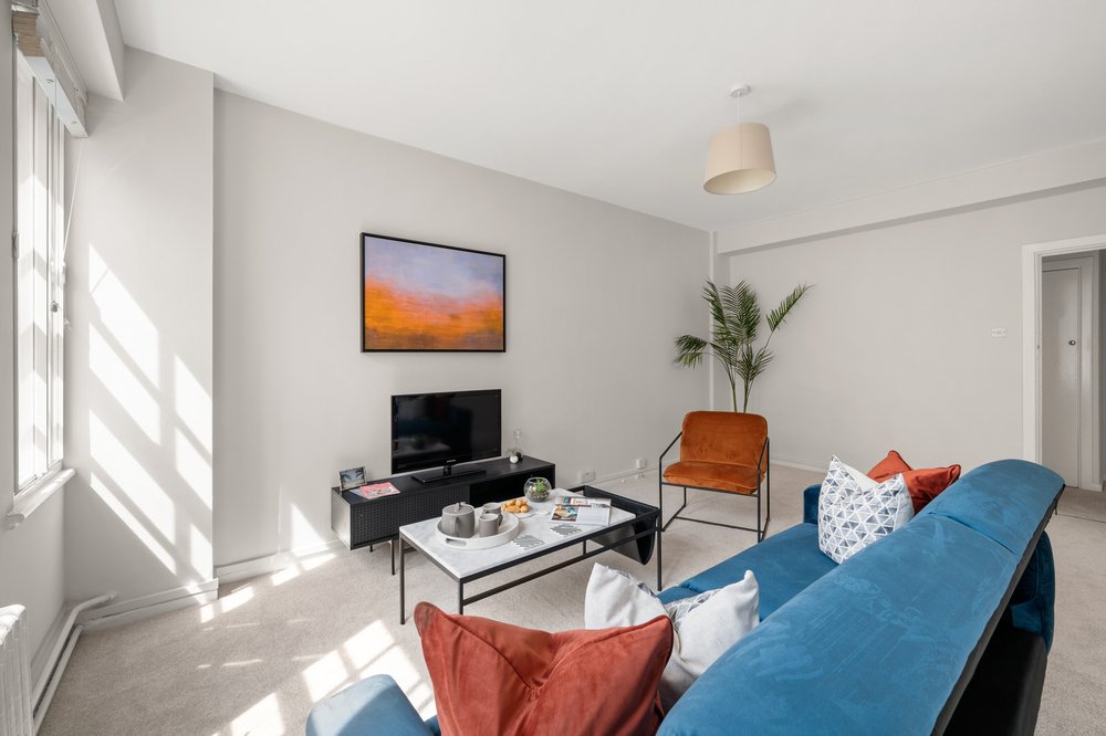 3 Bed, 2 Bath - 6