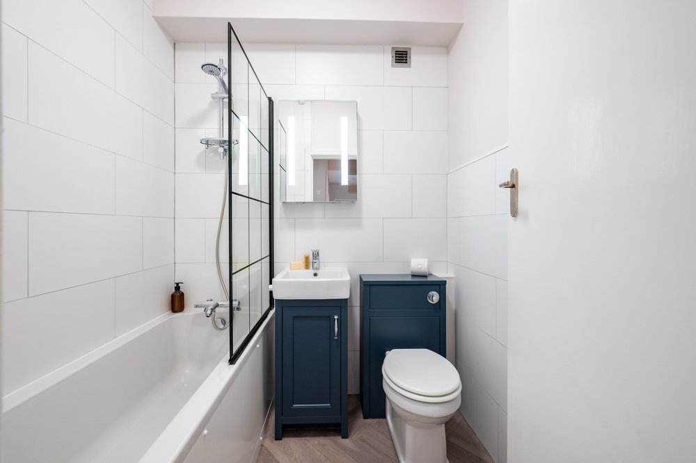 3 Bed, 2 Bath - 4