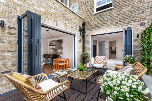 Mortimer Road - Communal Area