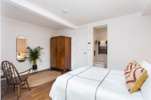 Mortimer Road - Rooms