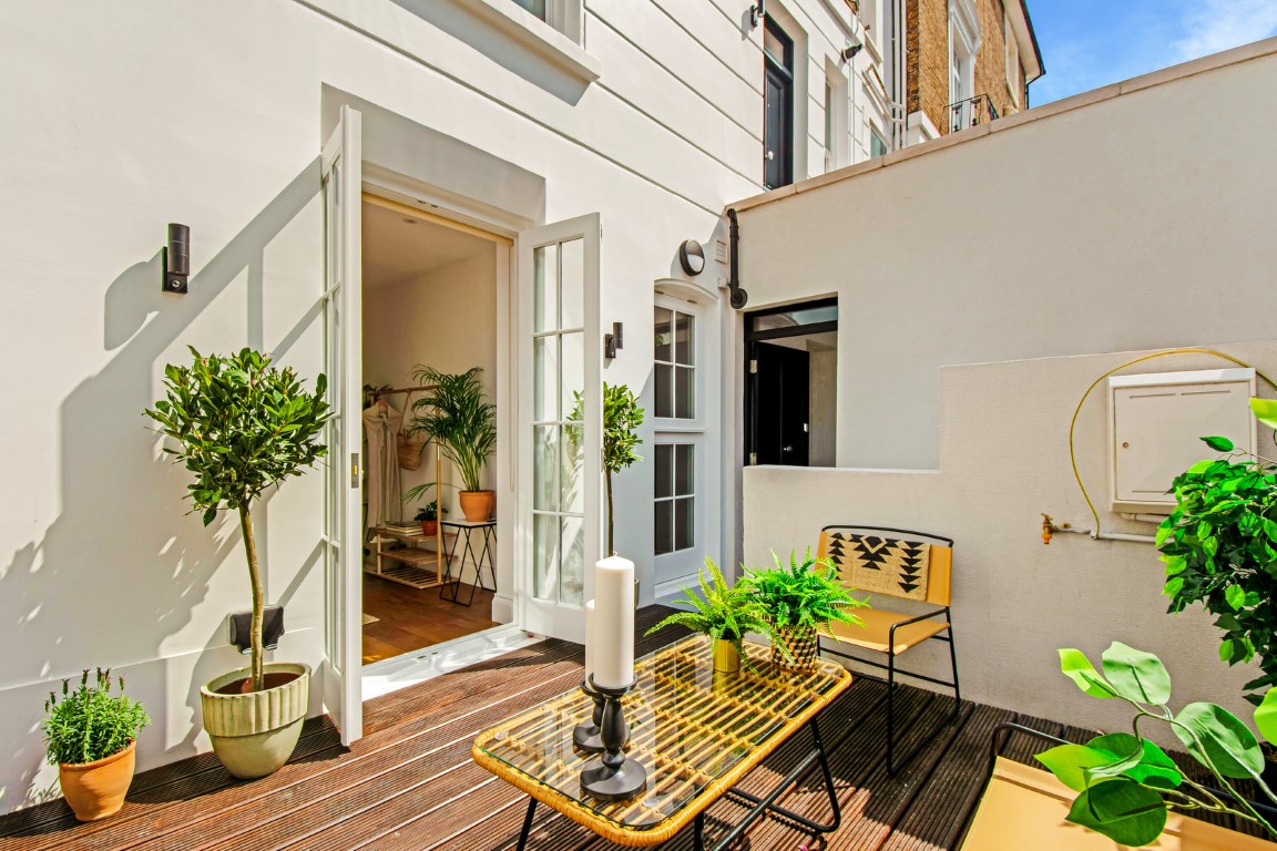 3 Bedrooms, 3 Bathrooms - 11