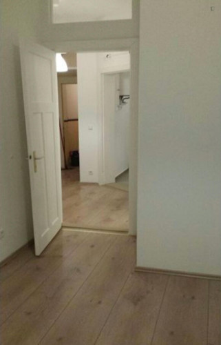 Cozy single bedroom in 6-bed apartment in Potsdam - Gallery - 17