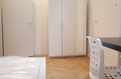 Cozy single bedroom in 6-bed apartment in Potsdam