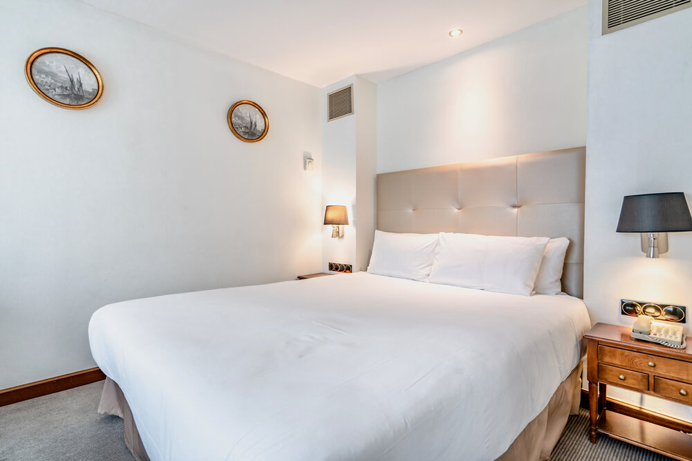  Deluxe Studio Apartment  -  Albany Residences  - Gallery -  1