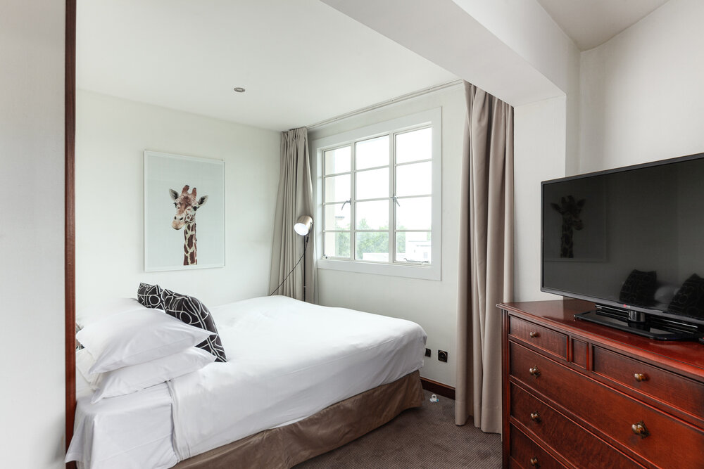  Albany One Bed With Extra Twin Bed  -  Albany Residences  - Gallery -  2