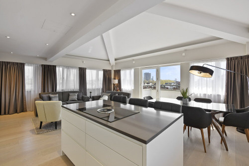 Vauxhall Bridge Rd - Gallery - 12