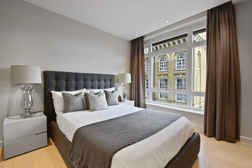 Vauxhall Bridge Rd - Gallery - 19