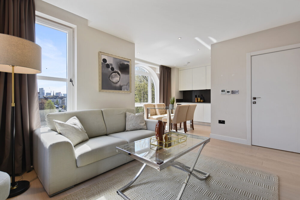 Vauxhall Bridge Rd (3 Bed Apartment) - Vauxhall Bridge Rd - Gallery - 3