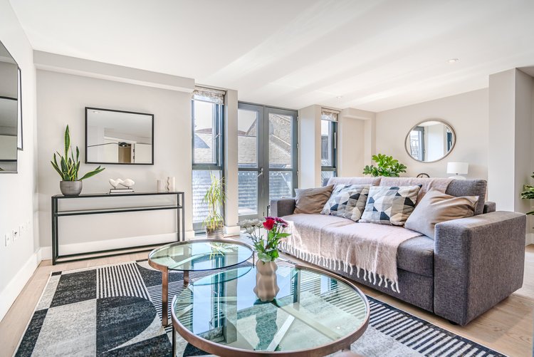 2 Bed, 2 Bath - Bull Inn Court - Gallery - 13