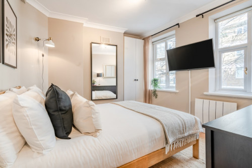 Endell Street - Gallery - 13