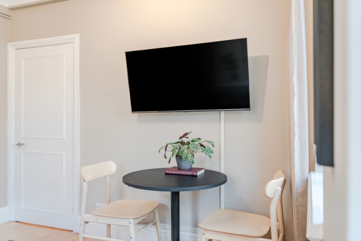  One Bed Apartment  -  Endell Street  - Gallery -  6