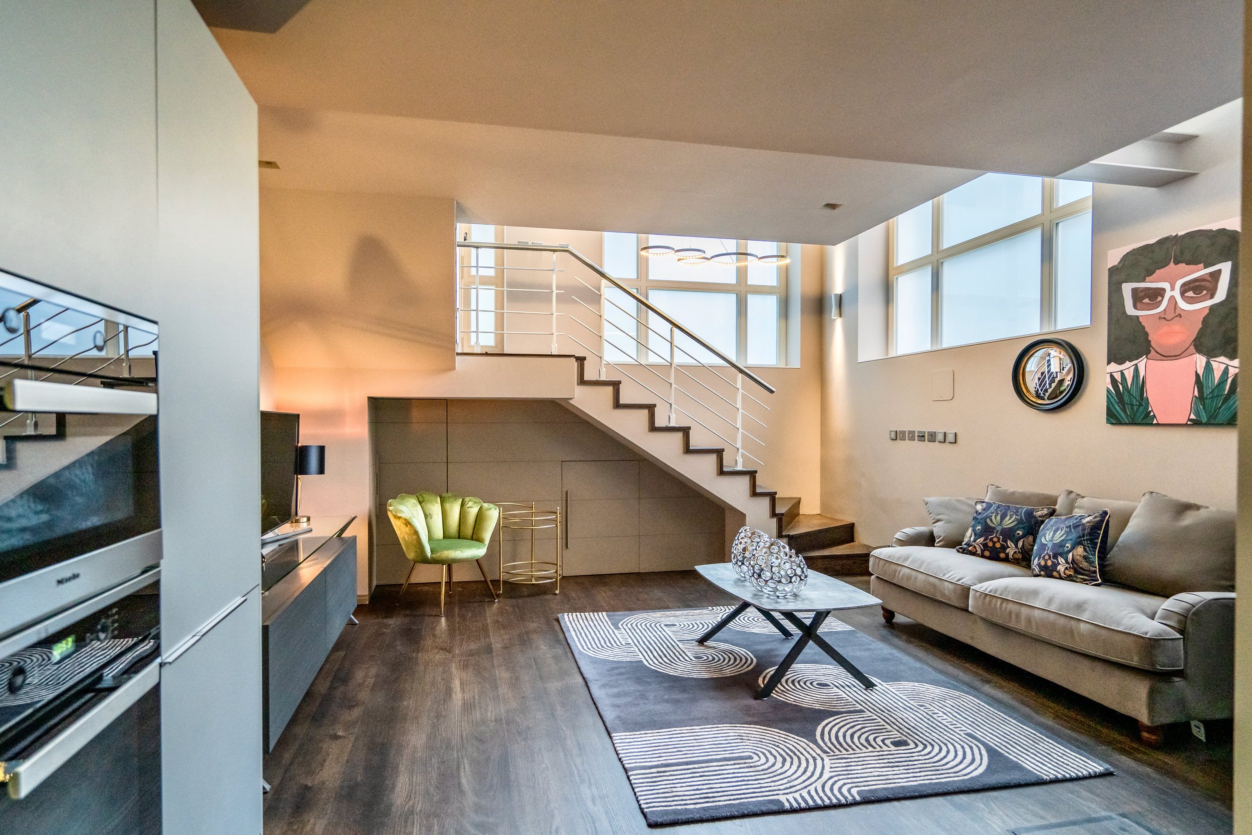  2 Bed Apartment, 2 Bath Duplex Stukeley Street #1  -  Stukeley Street  - Gallery -  6