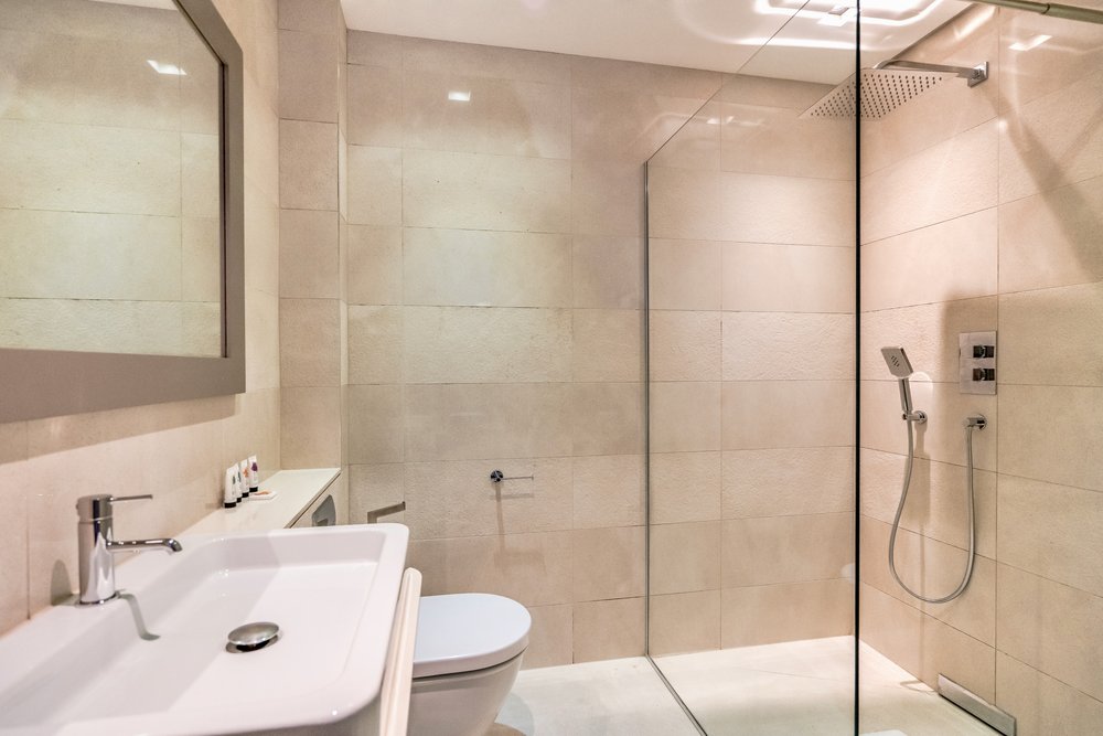  1 Bed Apartment, 1 Bath Stukeley Street #2  -  Stukeley Street  - Gallery -  4