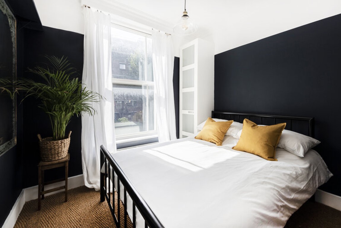 2 Bed Apartment, 1 Bathroom - 1