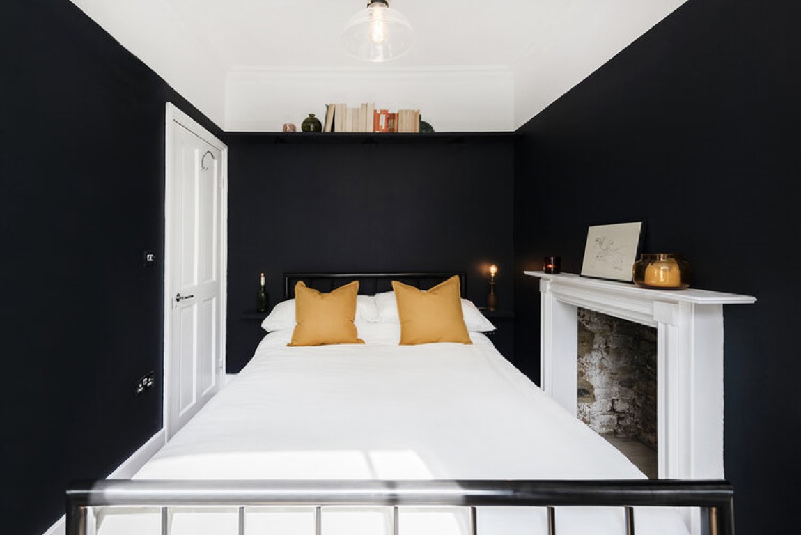 2 Bed Apartment, 1 Bathroom - 3