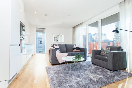 Clover Court - Gallery - 7