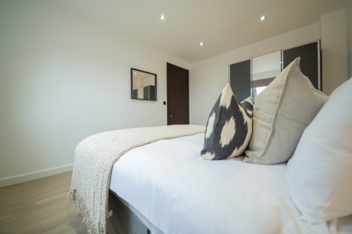 Holloway Road - Gallery - 30