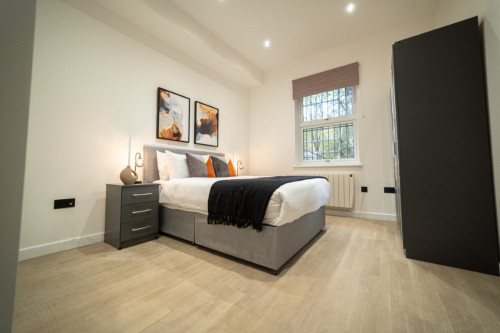 Holloway Road - Gallery - 26