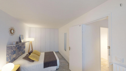 Great double bedroom near central Parc André Malraux