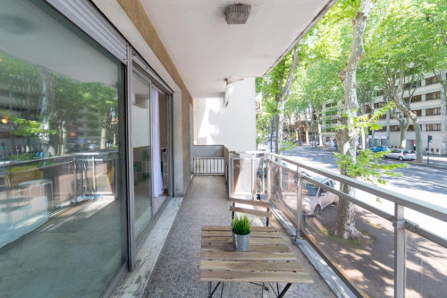 Gorgeous double bedroom with balcony in Compans - Gallery - 14