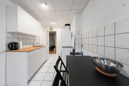 Nice single bedroom in shared bedroom apartment in Pankow