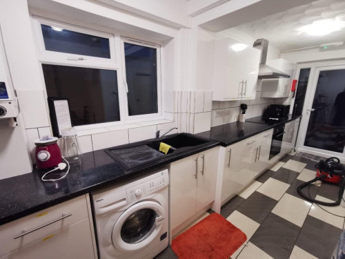 Cowley Road  - Gallery -  2