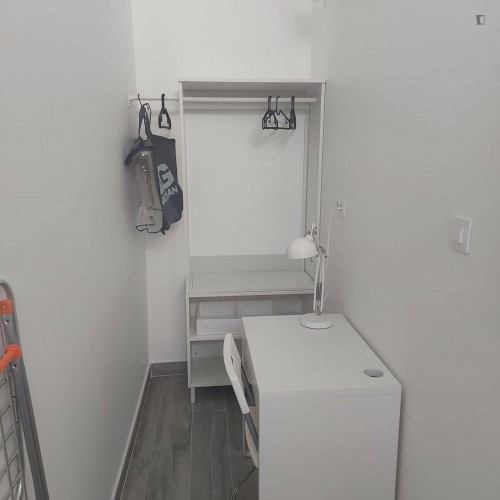 Pleasant double bedroom in San Lorenzo