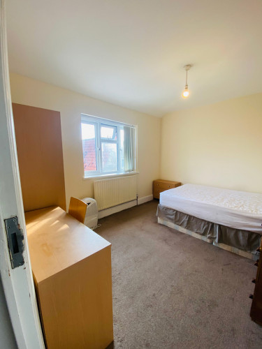 Templar’s Square, Cowley - Rooms