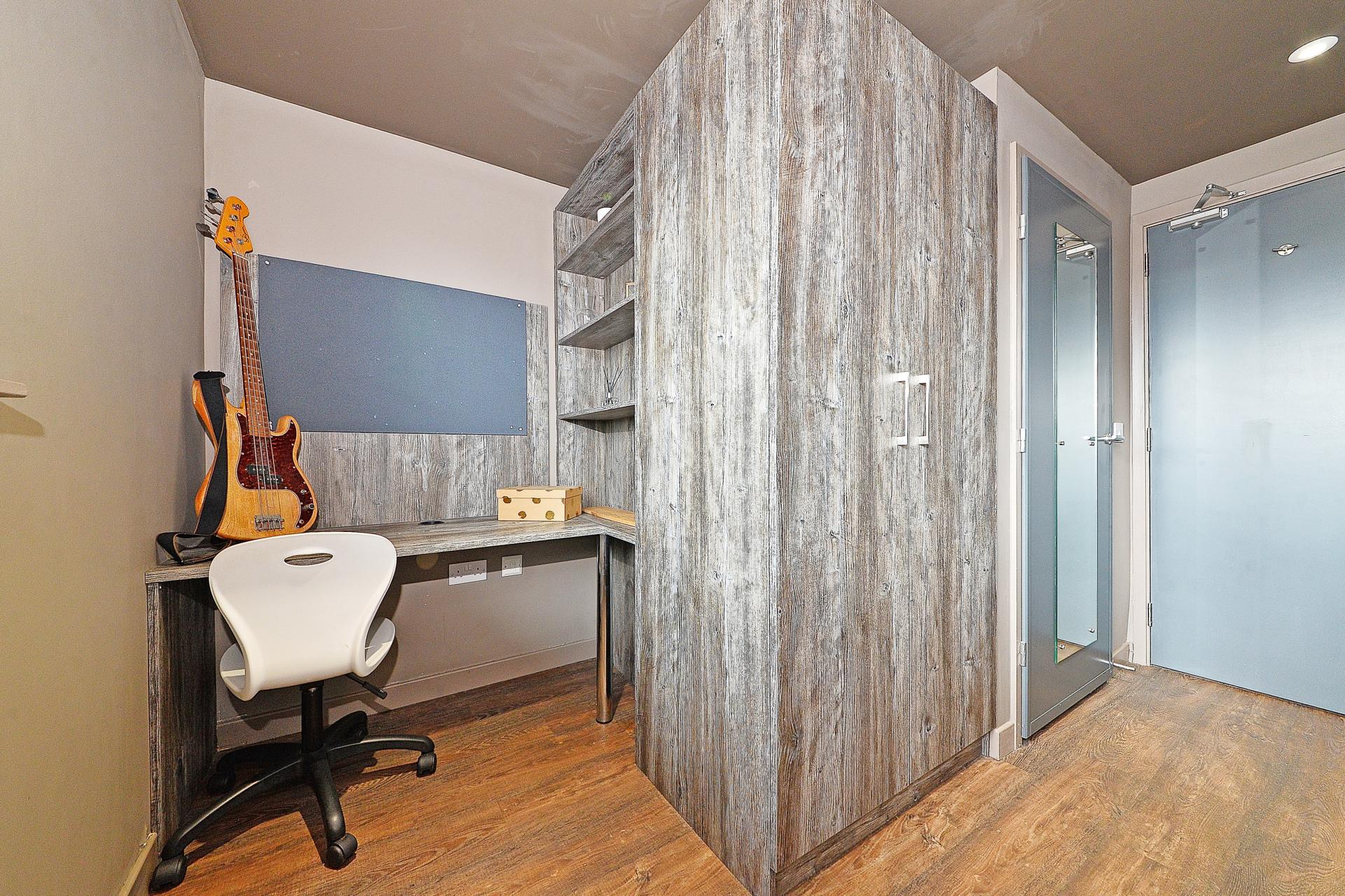  Studio Standard  -  Marketgait Apartments  - Gallery -  1