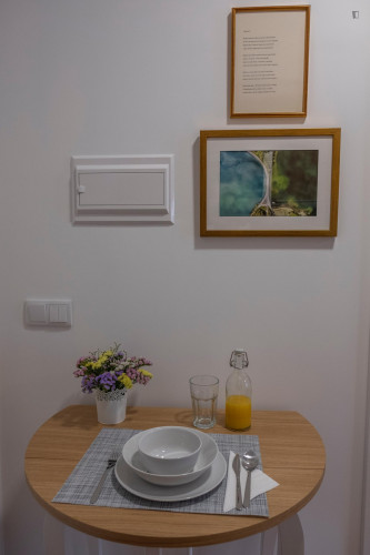 Lovely studio in the centre of Coimbra, in Montes Claros - Gallery - 12