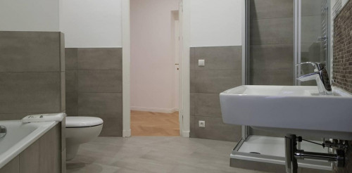Nice single bedroom close to Subway station Hermannplatz - Gallery - 8